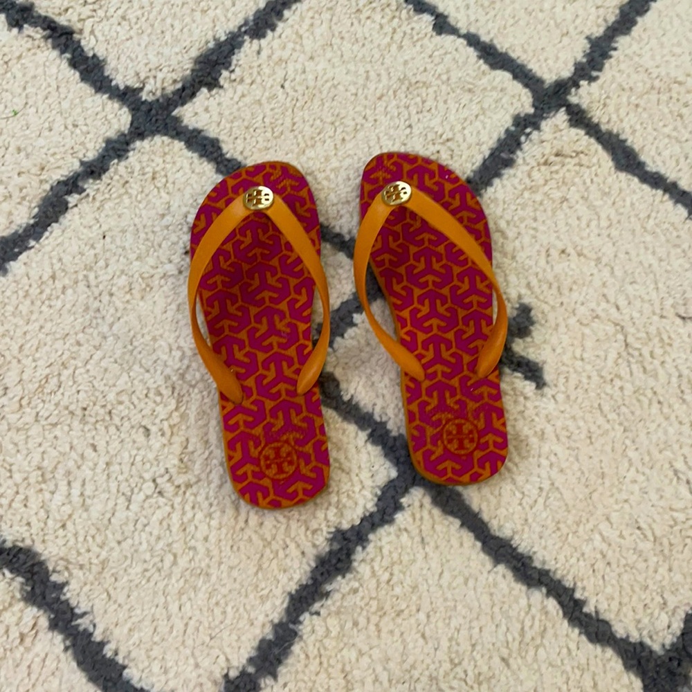 Tory Burch flip flops!